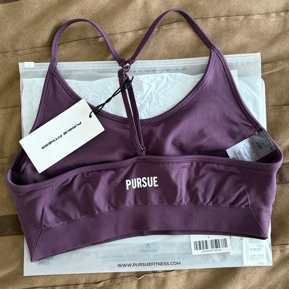 Pursue Fitness Scrunch Seamless Adjustable Sports Bra - Picture 4 of 10
